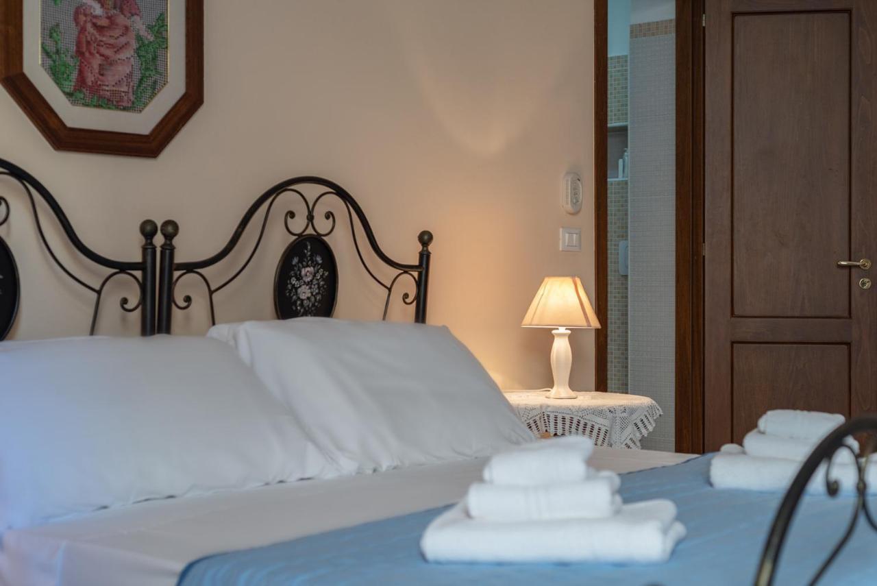 Lu Caffa By Typney Bed and Breakfast Vernole Buitenkant foto